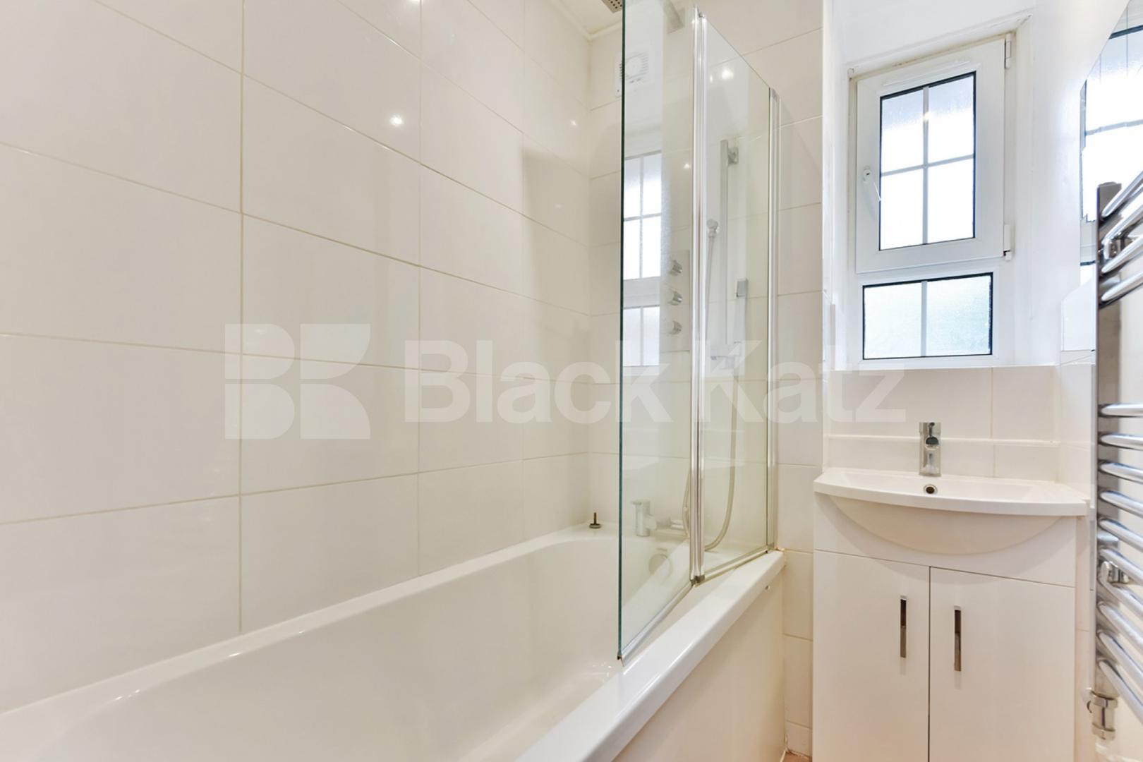 Recently Refurbished, Contemporary & Stylish  Wickstead House County Street, Borough/Elephant and Castle